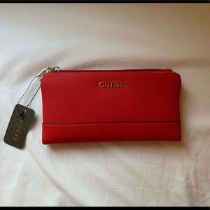 GUESS Wallet